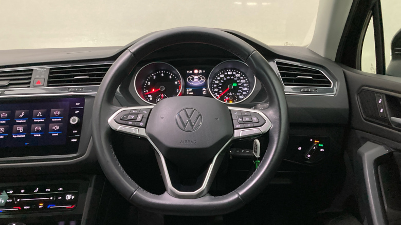 Volkswagen Tiguan 1.5 TSI 150 Life 5dr DSG Petrol Estate